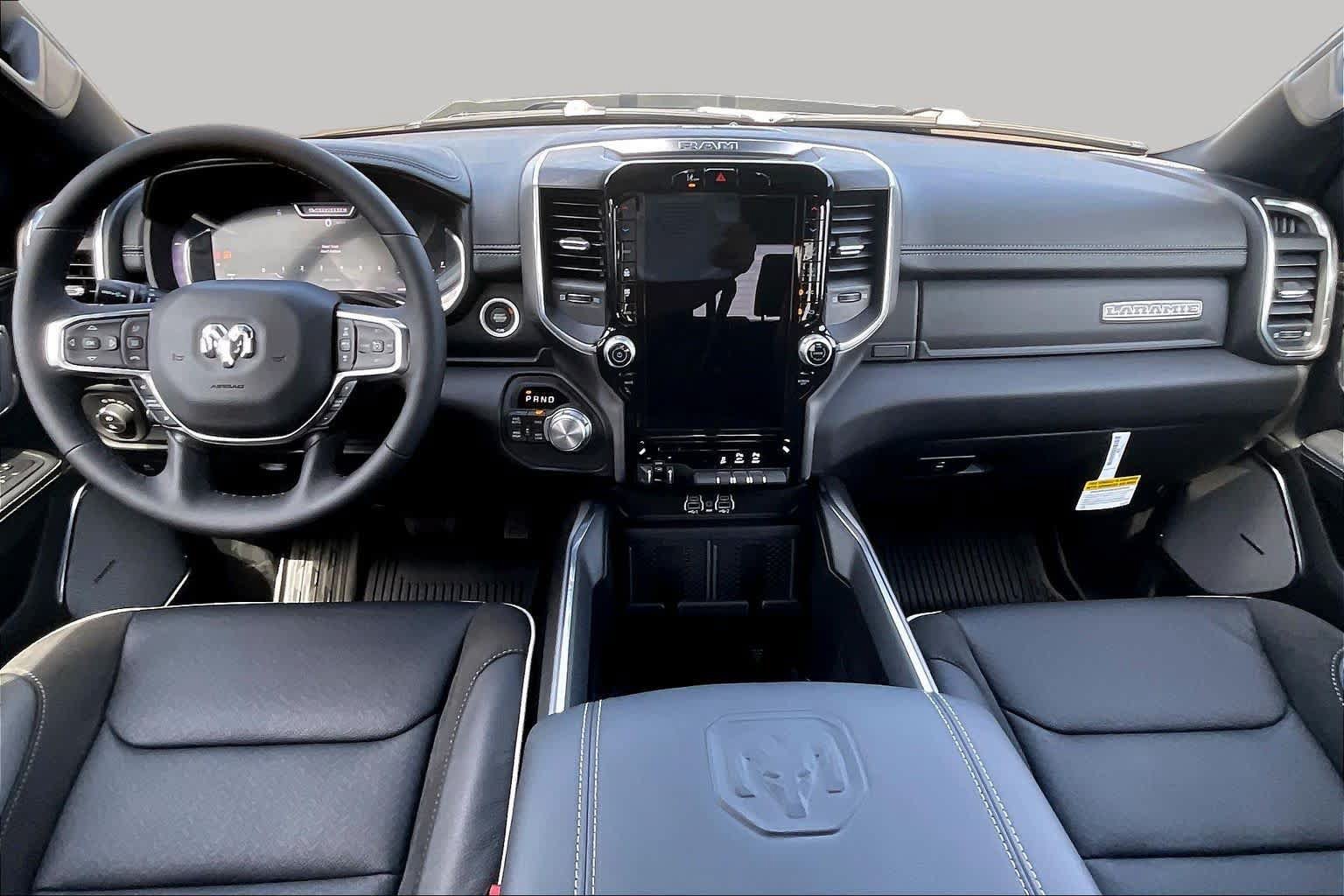 New 2027 RAM 1500 Laramie AWD/4WD image 5