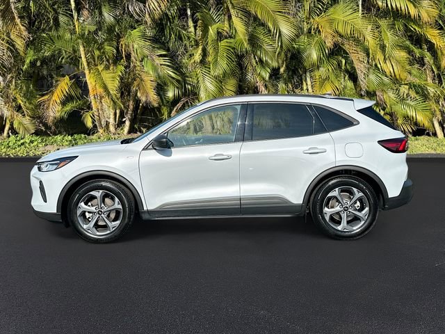 Used 2025 Ford Escape ST-Line image 8