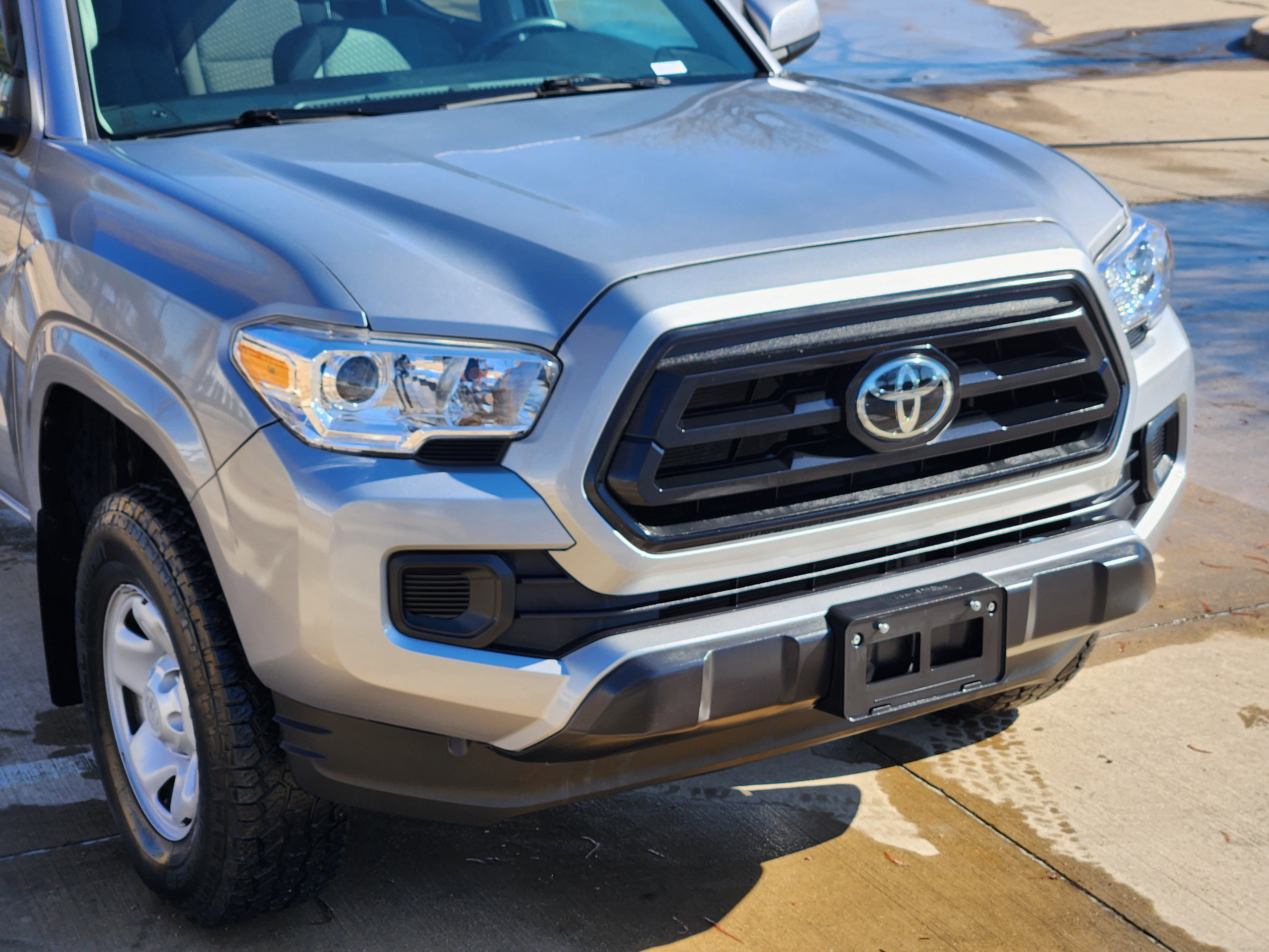 Used 2021 Toyota Tacoma SR image 7