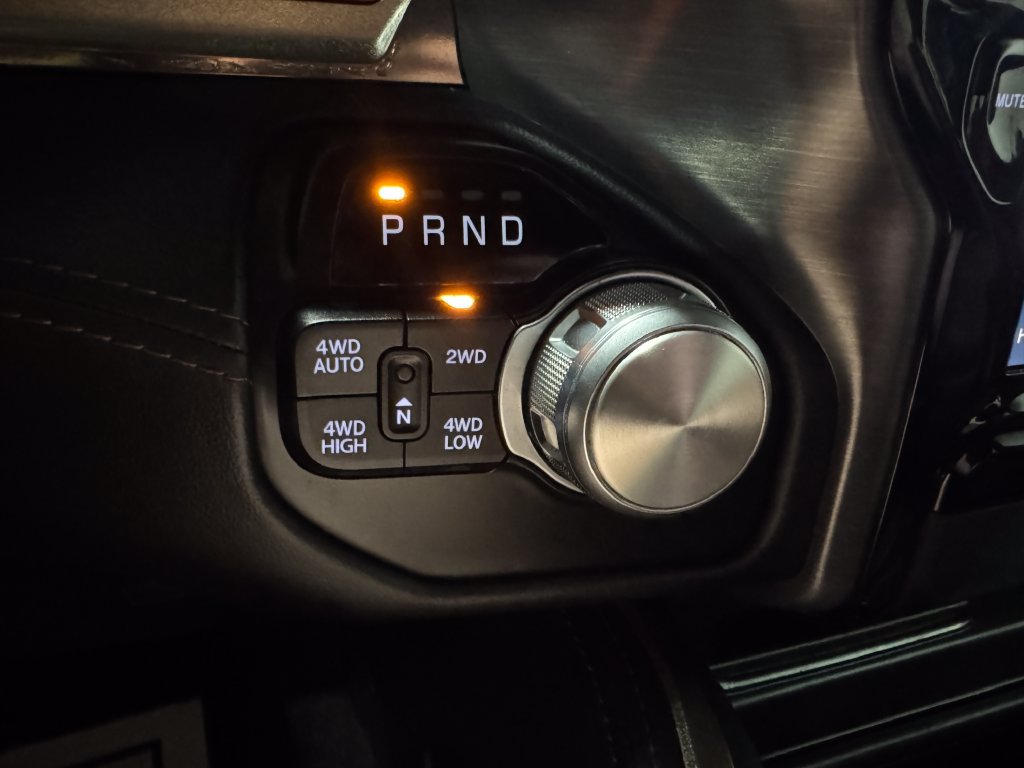 Used 2022 RAM 1500 Limited w/ Body-Colour Bumper Group AWD/4WD image 35