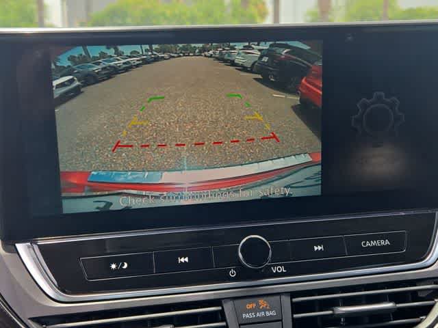 Used 2023 Nissan Altima 2.5 SR w/ SR Premium Package FWD image 29