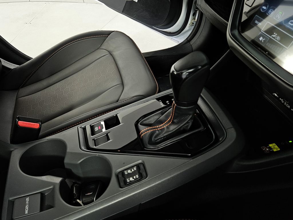 Certified 2025 Subaru Crosstrek 2.5i Limited w/ Crosstrek Mirror Package image 18