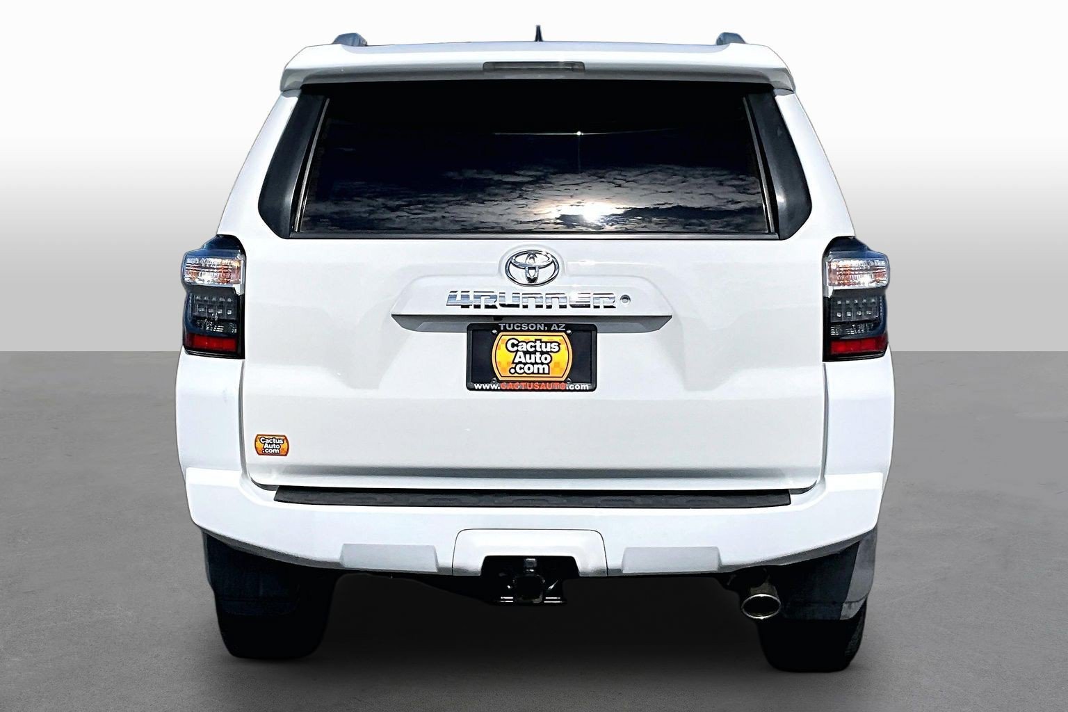Used 2016 Toyota 4Runner SR5 w/ Convenience Package AWD/4WD image 4