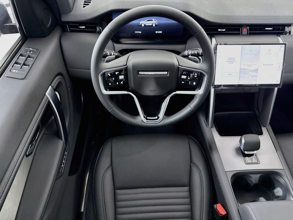 New 2026 Land Rover Discovery Sport Landmark AWD/4WD image 10