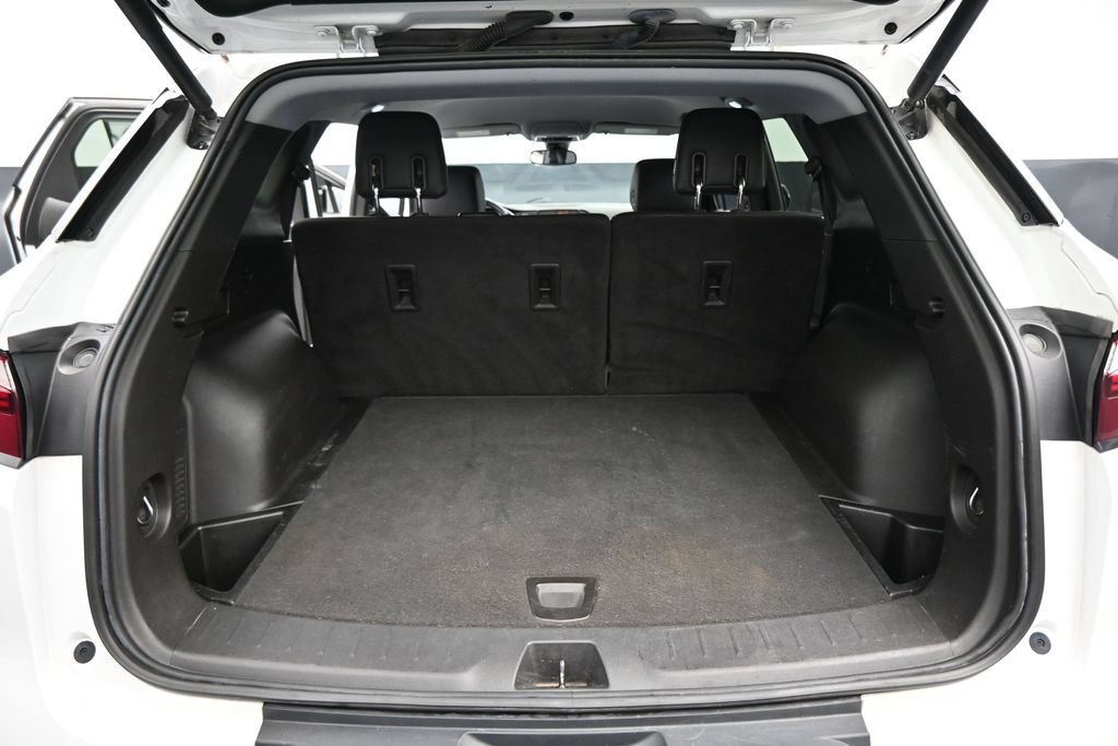 Used 2021 Chevrolet Blazer LT FWD image 25