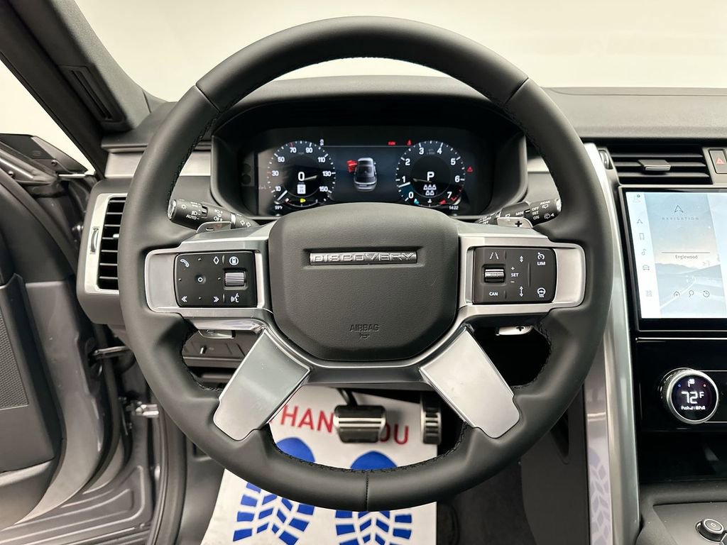 Certified 2025 Land Rover Discovery Dynamic SE AWD/4WD image 13