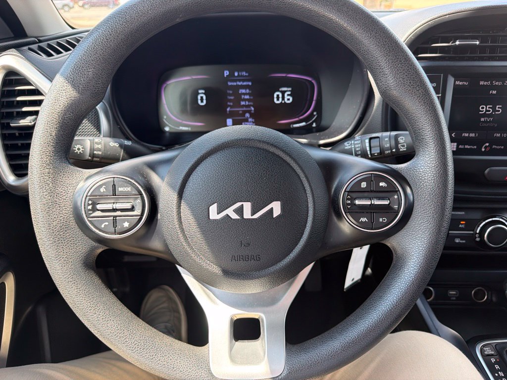 Used 2024 Kia Soul LX w/ Option Group 015 FWD image 24