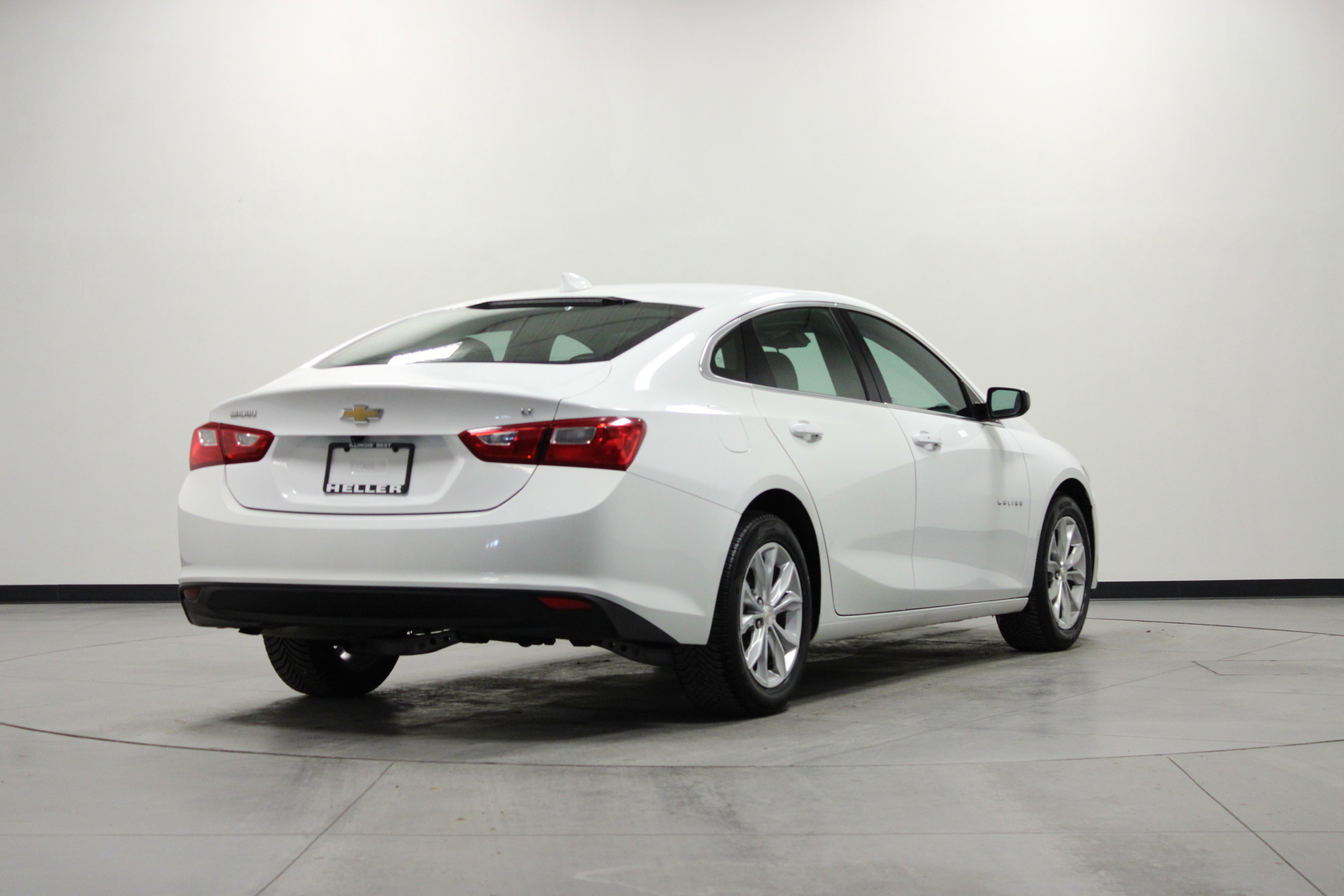 Used 2023 Chevrolet Malibu LT image 4