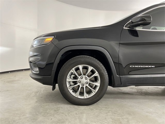 Used 2021 Jeep Cherokee Latitude Plus w/ Security Package image 32