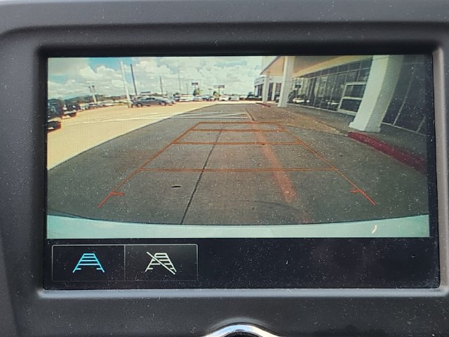 Used 2018 Chevrolet Malibu LS FWD image 16
