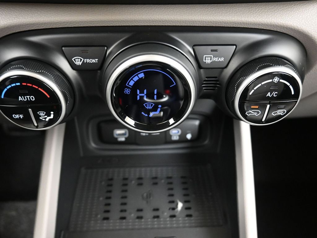 New 2026 Hyundai Venue SEL image 32