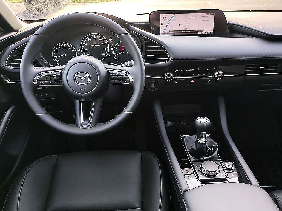 New 2026 MAZDA MAZDA3 2.5 S Hatchback w/ Premium Pkg FWD image 29