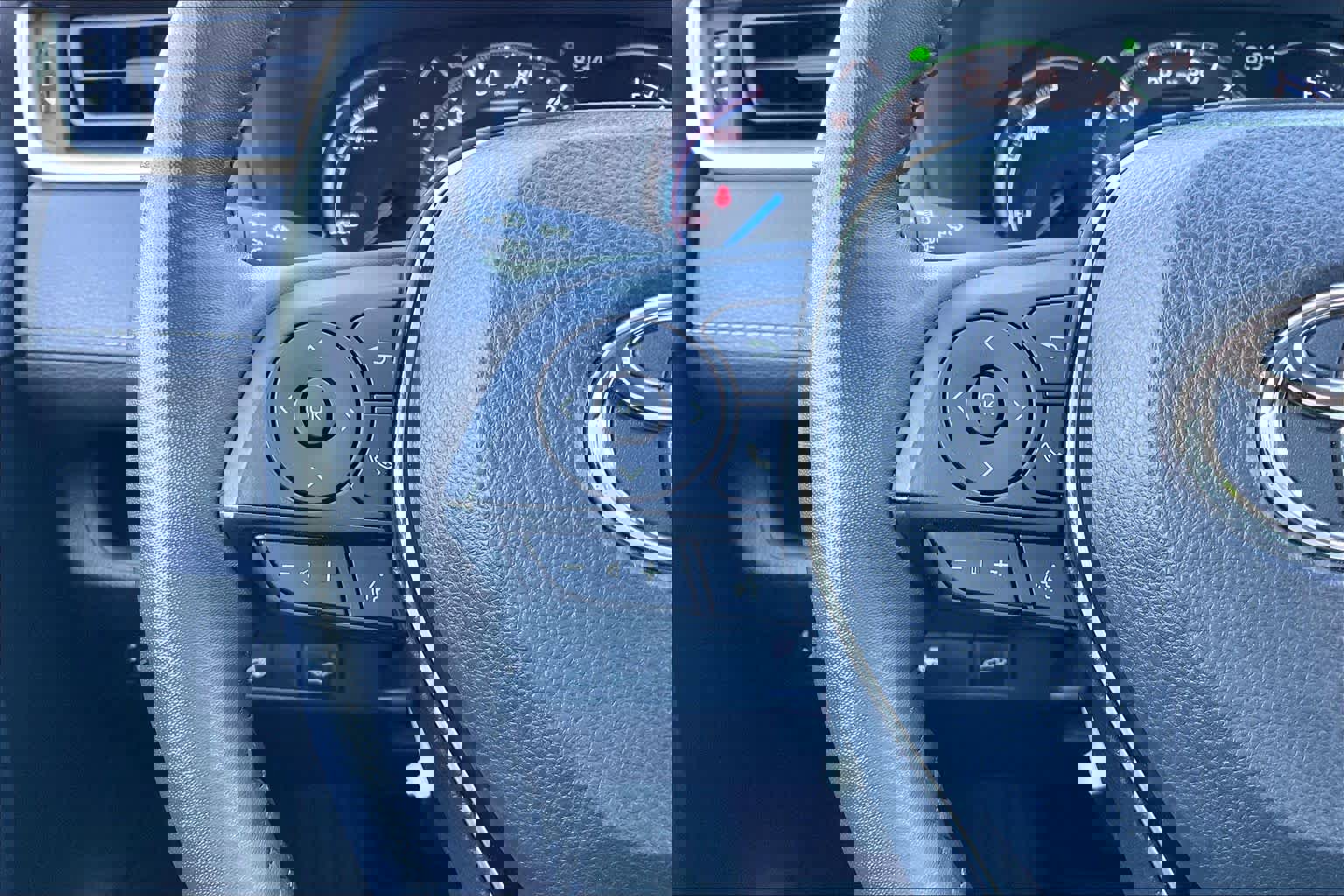 Certified 2025 Toyota RAV4 XLE w/ Convenience Package image 23