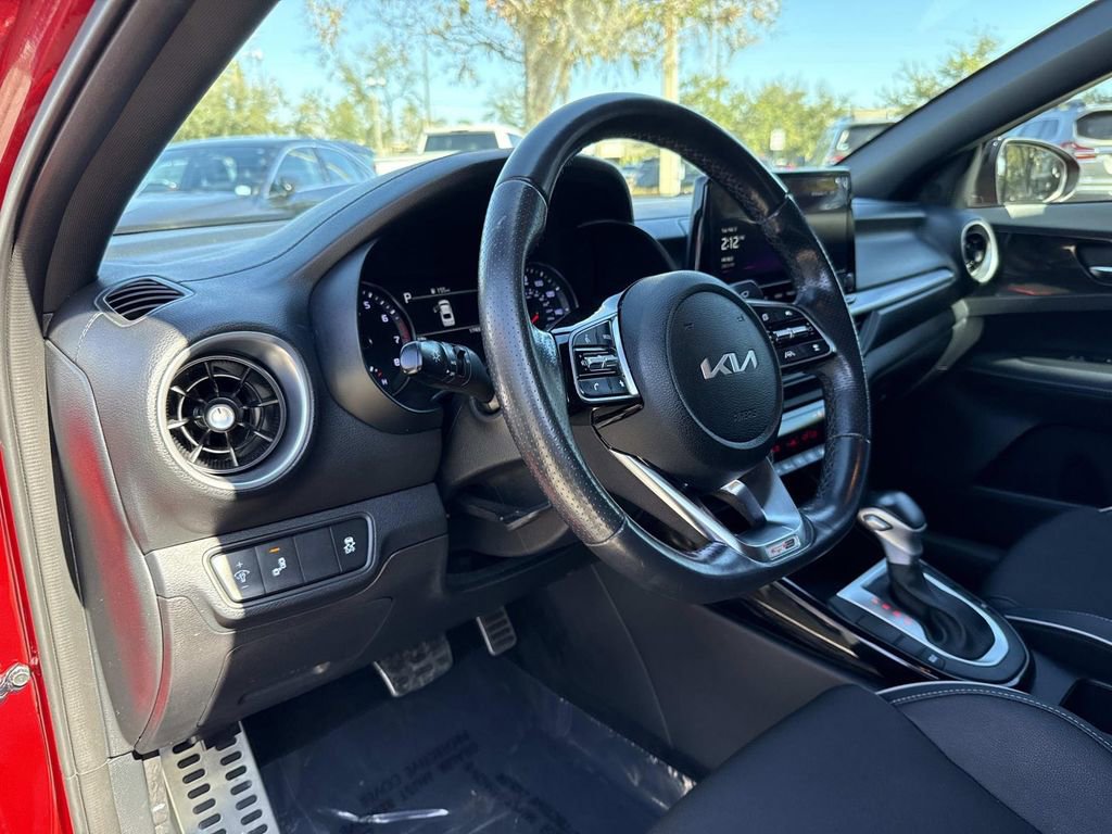 Used 2024 Kia Forte GT-Line image 25