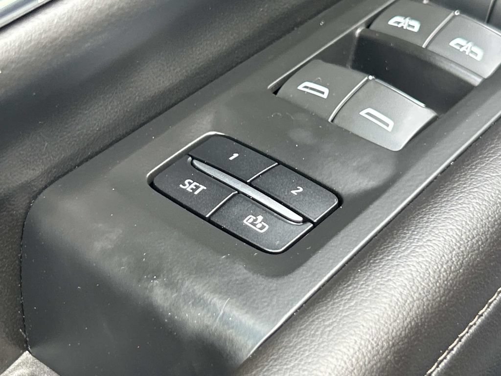Used 2021 Chevrolet Tahoe High Country RWD image 31
