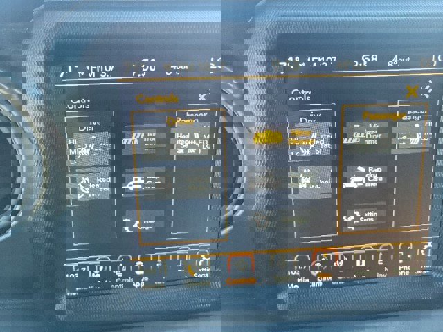 Used 2023 Jeep Gladiator Sport image 8