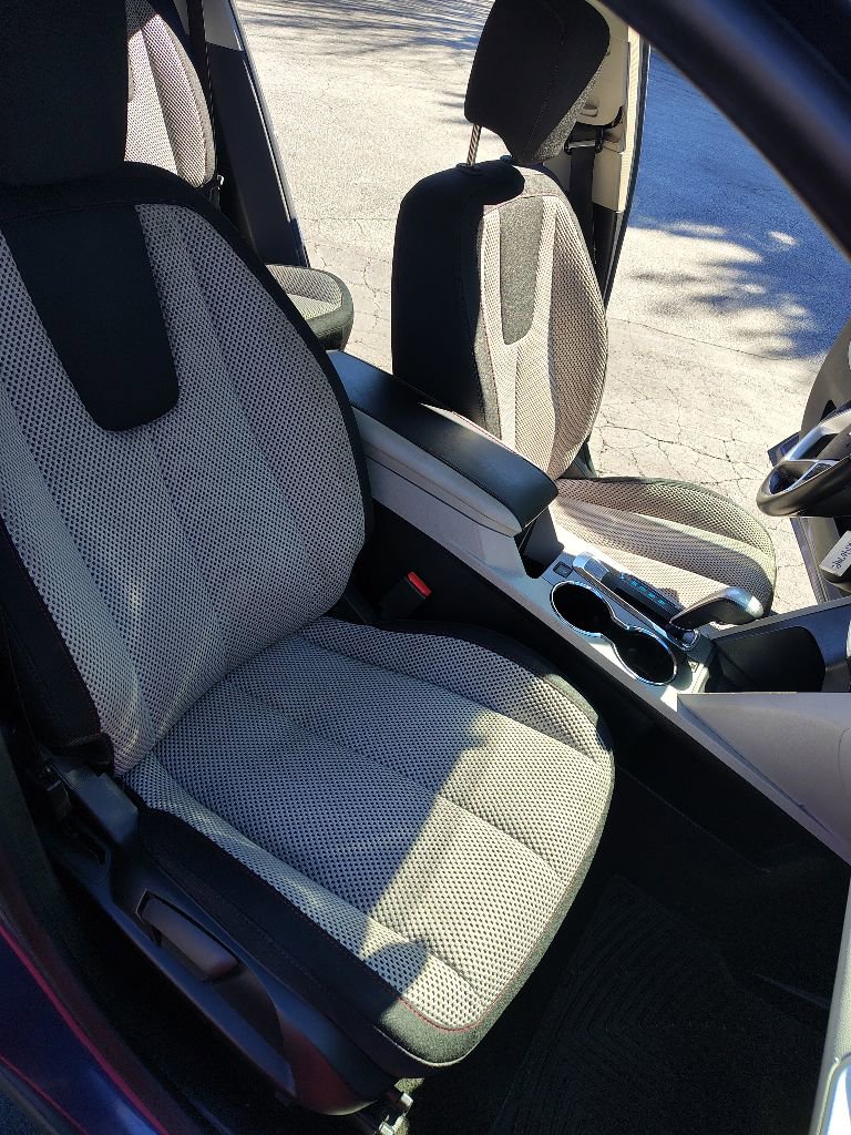 Used 2014 Chevrolet Equinox LT w/ Driver Convenience Package image 5