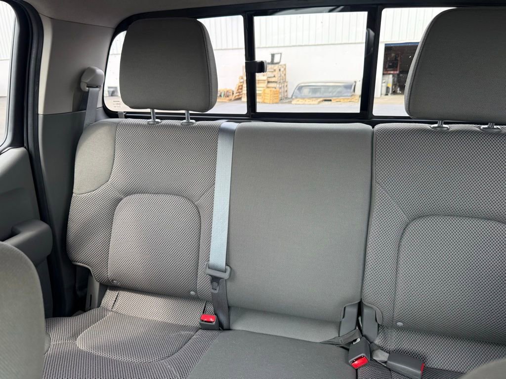 Used 2020 Nissan Frontier SV RWD image 29