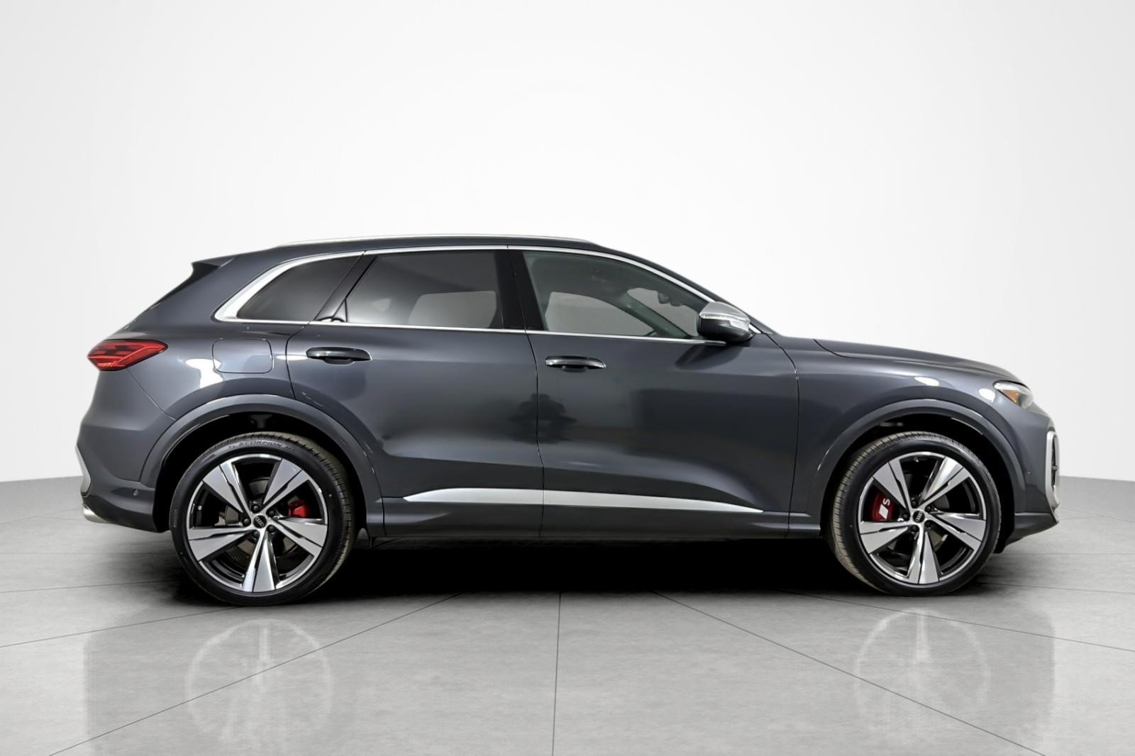 New 2026 Audi SQ5 Premium Plus AWD/4WD image 7