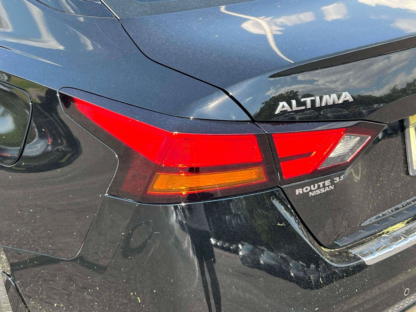 Used 2023 Nissan Altima 2.5 SL AWD/4WD image 7