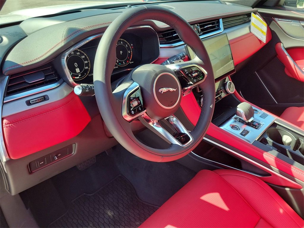 Used 2026 Jaguar F-PACE R-Dynamic S image 25