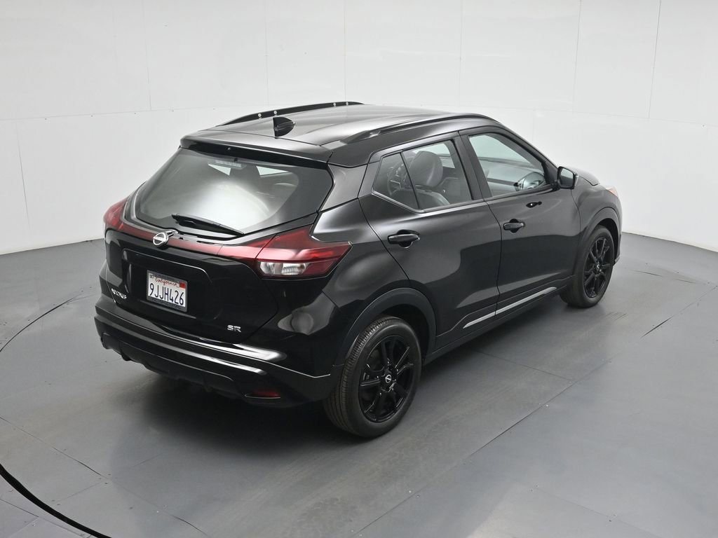 Used 2023 Nissan Kicks SR w/ SR Premium Package image 40