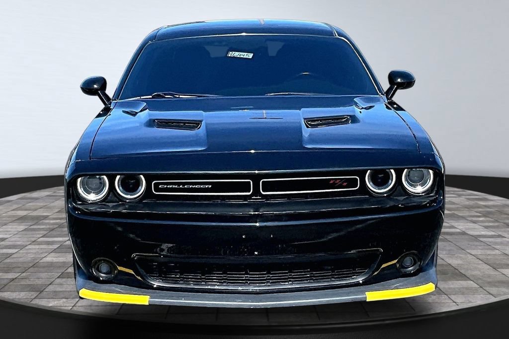 Used 2015 Dodge Challenger R/T w/ Quick Order Package 22B R/T RWD image 3