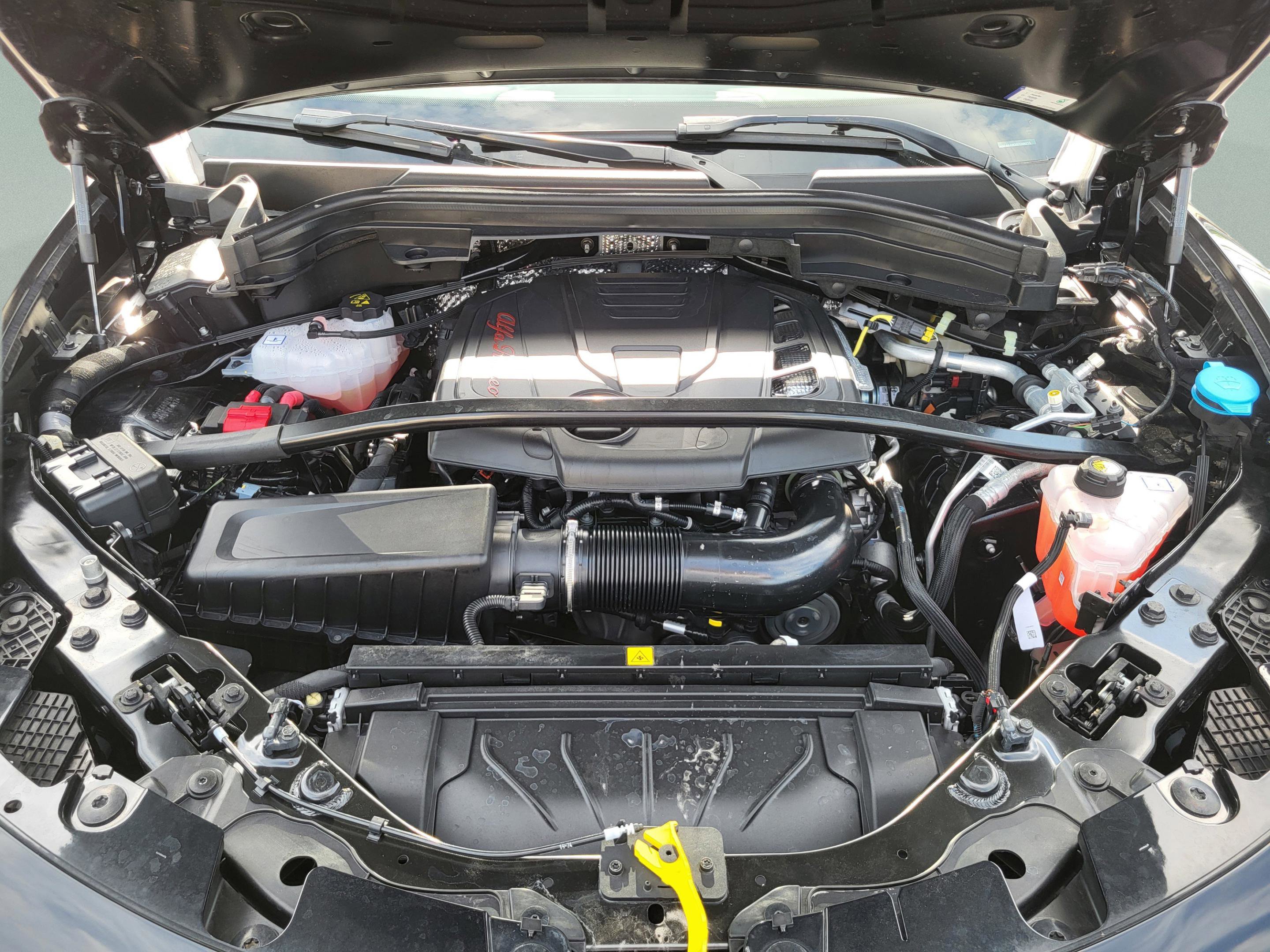 New 2025 Alfa Romeo Stelvio Sprint image 68