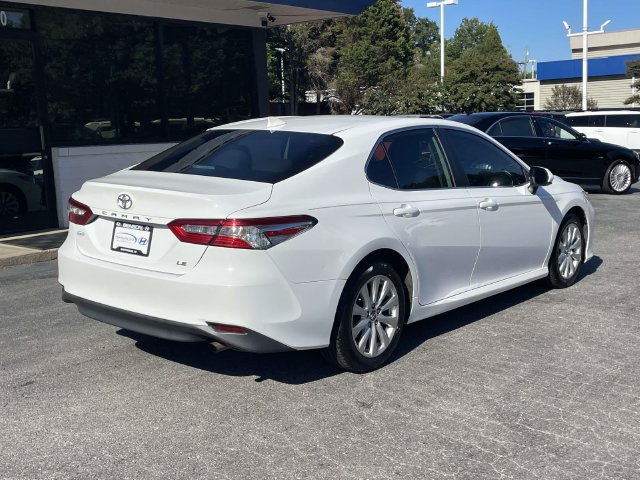 Used 2019 Toyota Camry LE FWD image 6