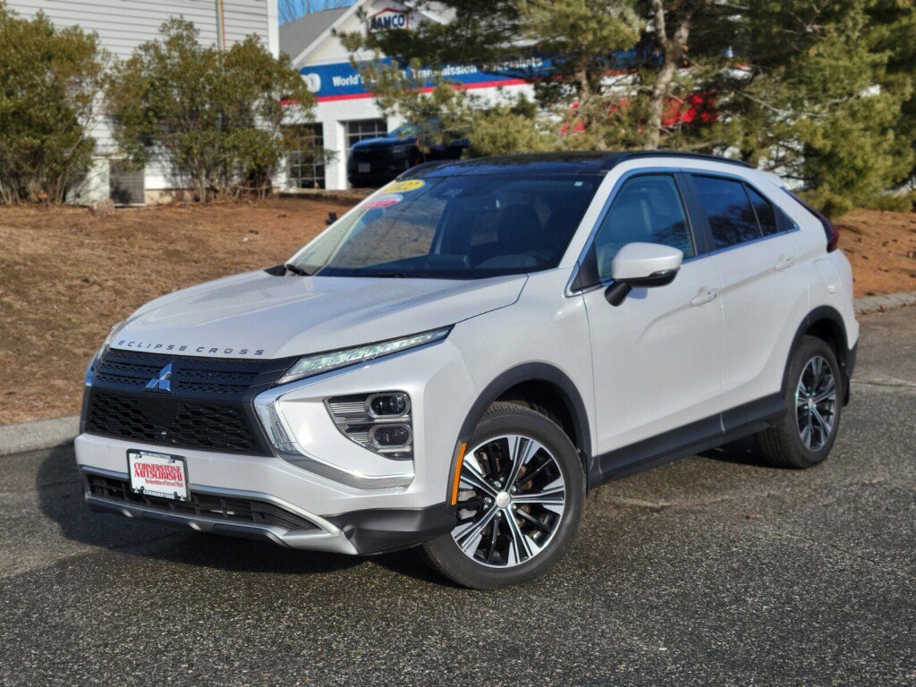 Used 2022 Mitsubishi Eclipse Cross SE image 1