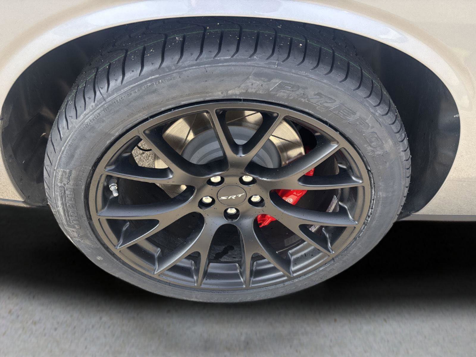 Used 2016 Dodge Challenger SRT Hellcat image 28