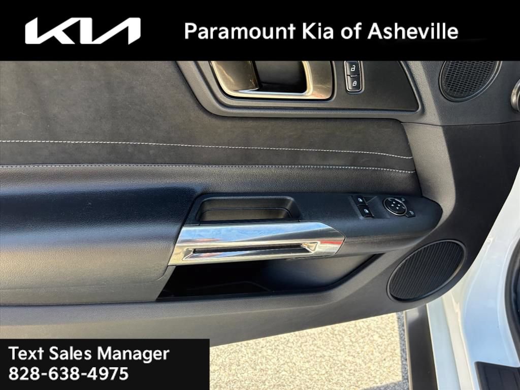 Used 2017 Ford Mustang Shelby GT350 w/ Electronics Package RWD image 21