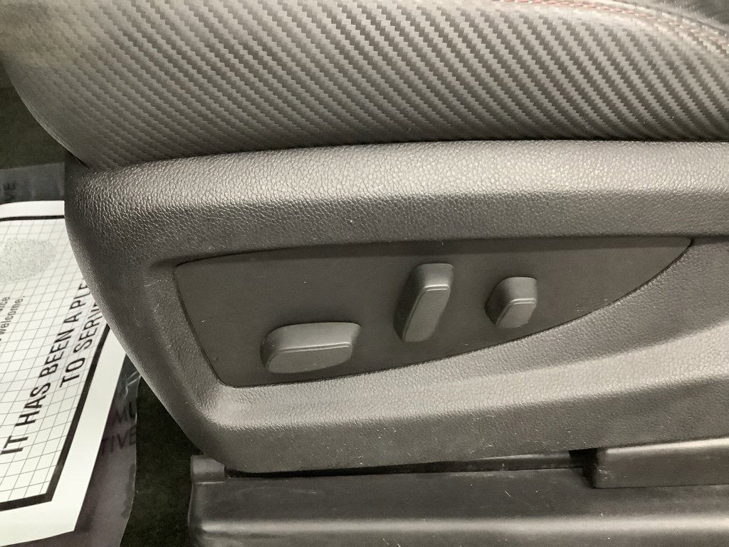 Used 2016 GMC Sierra 1500 SLT w/ All-Terrain Package image 11