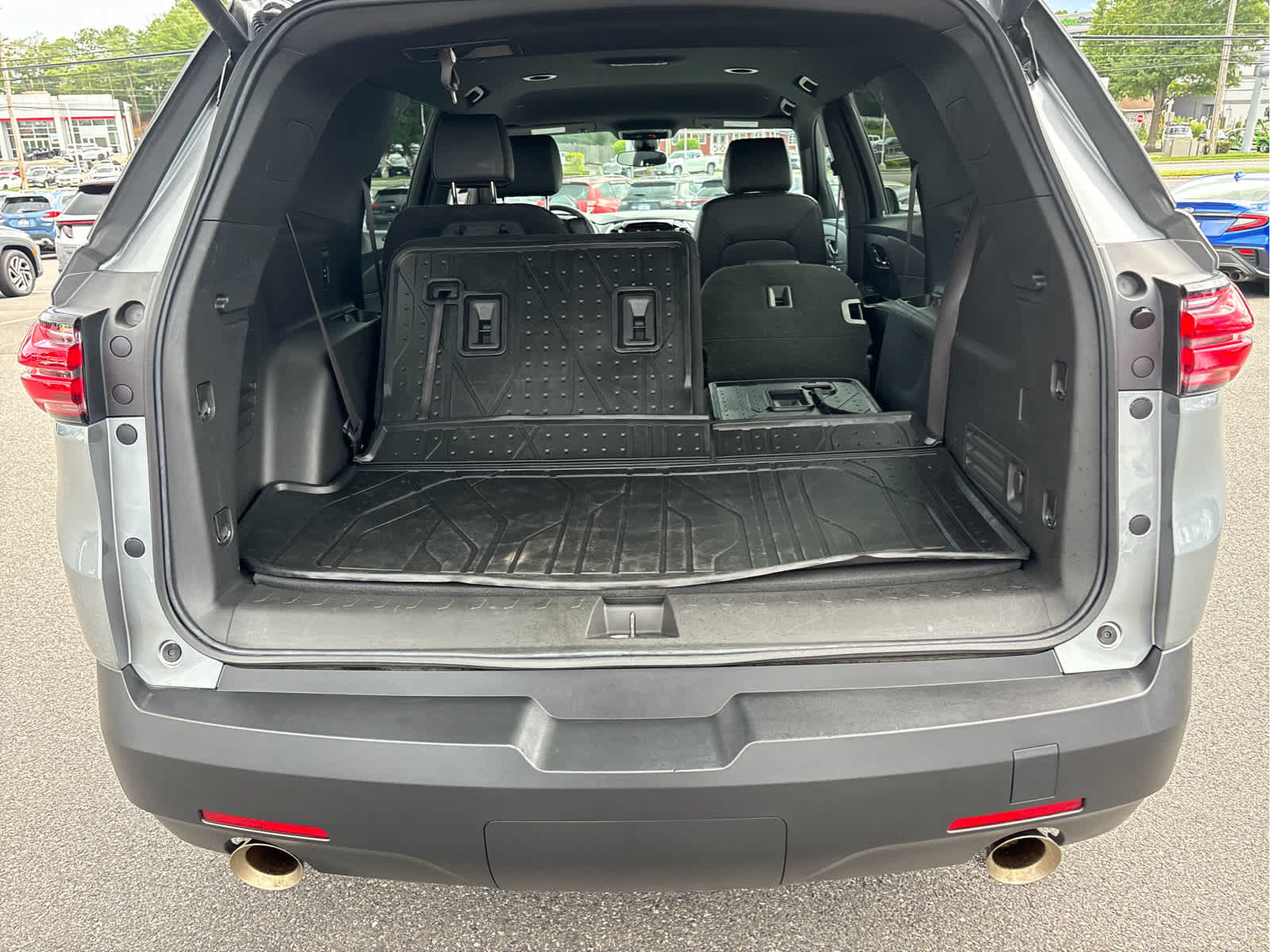 Certified 2023 Chevrolet Traverse LT w/ LPO, Floor Liner Package AWD/4WD image 30