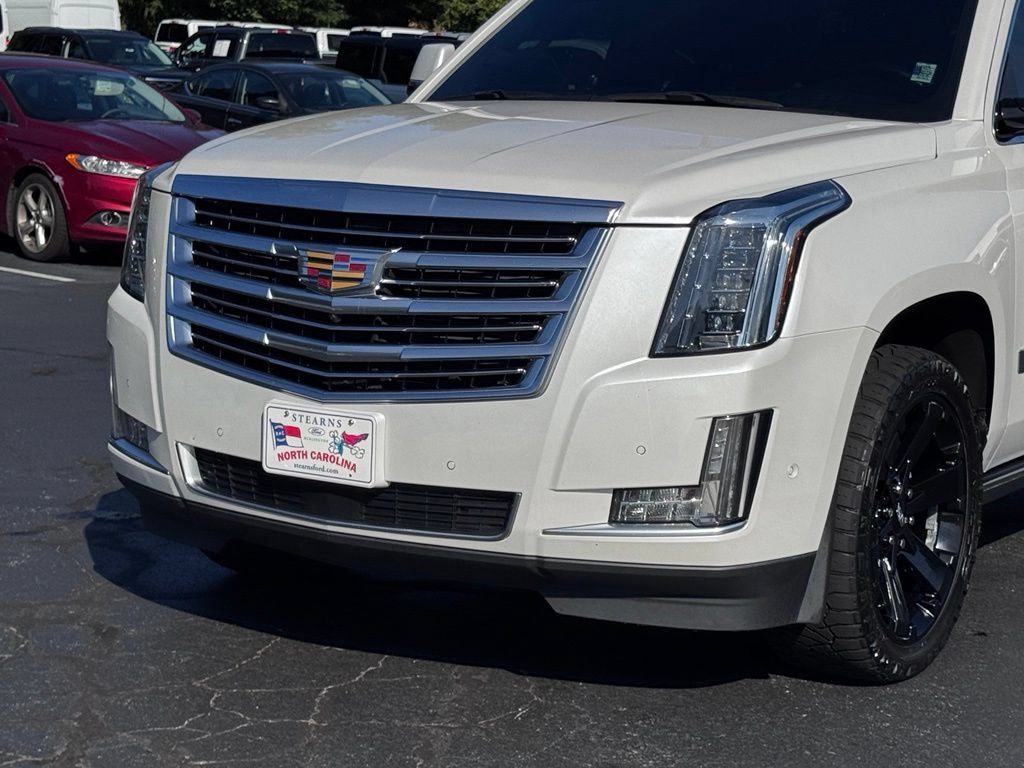 Used 2017 Cadillac Escalade Platinum AWD/4WD image 43
