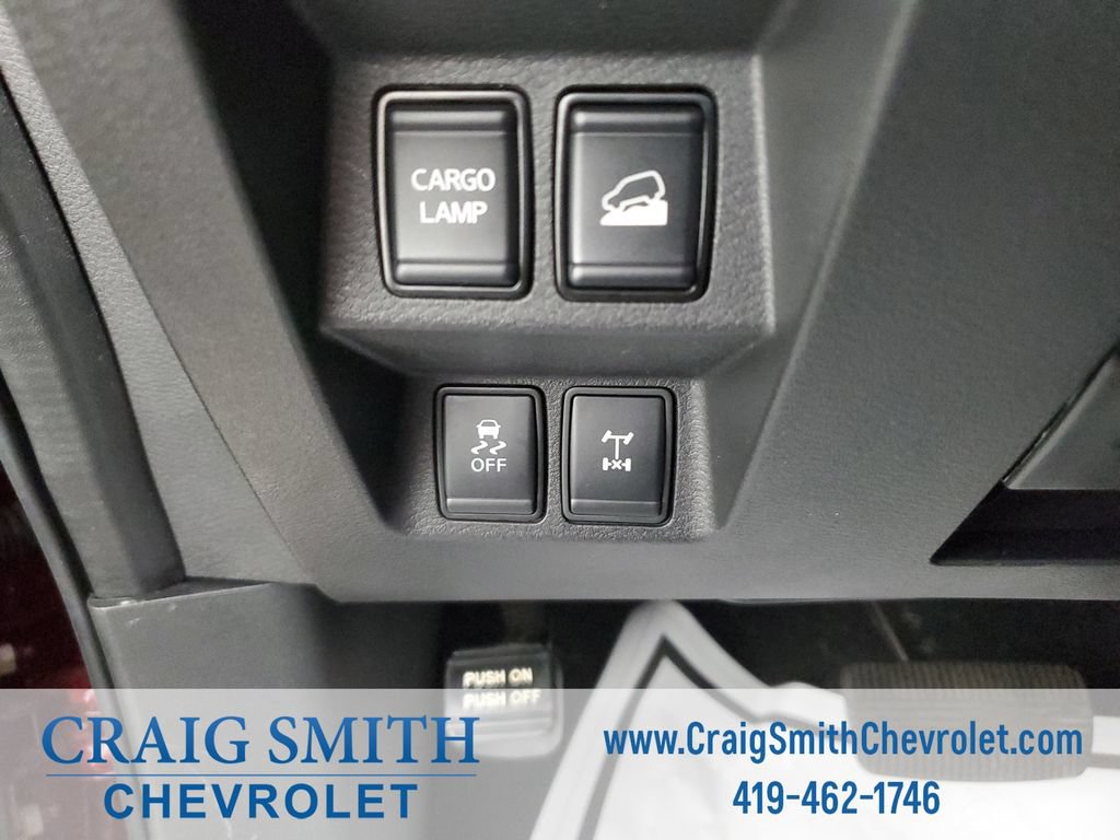 Used 2023 Nissan Frontier PRO-4X w/ Technology Package AWD/4WD image 19