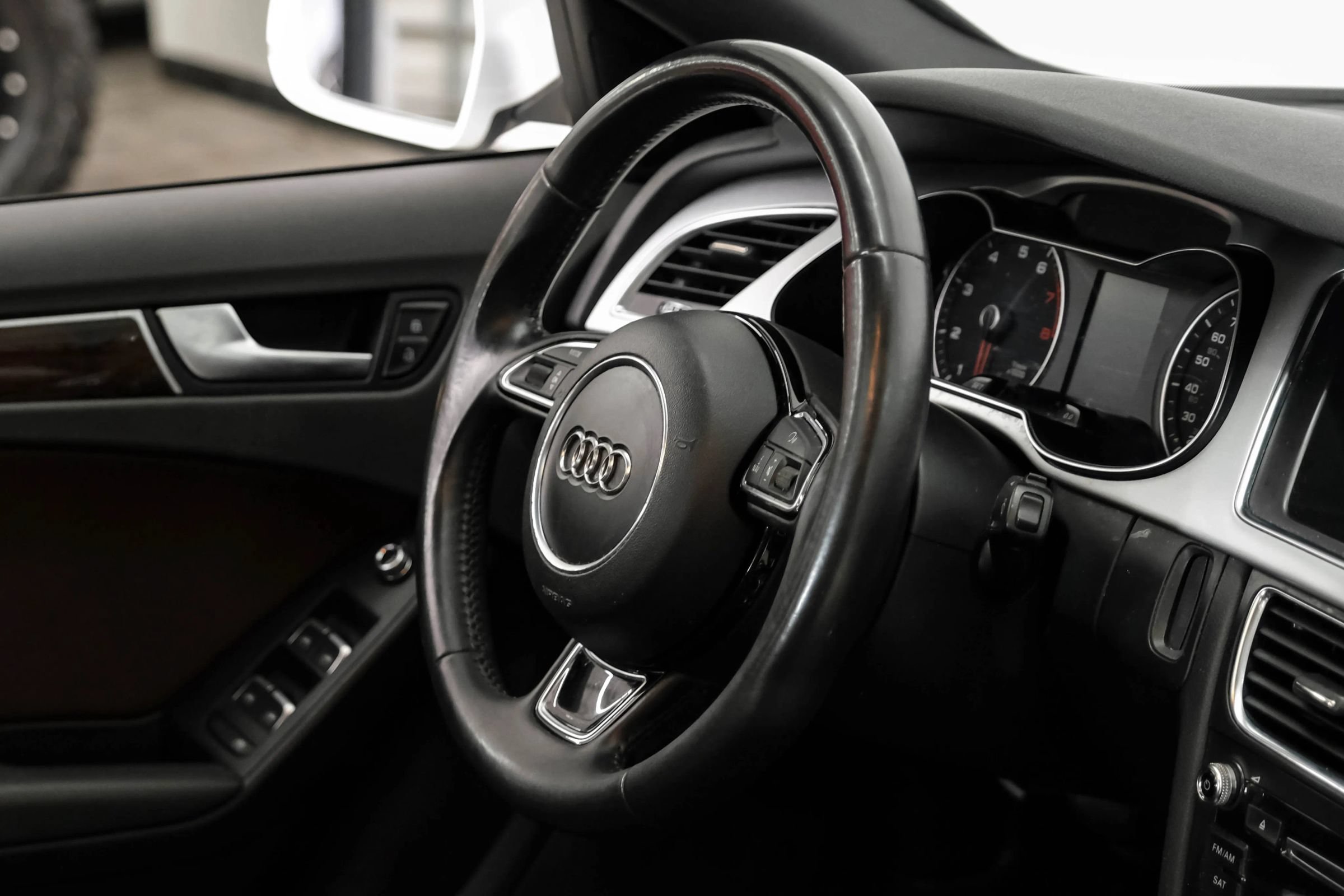 Used 2016 Audi A4 2.0T Premium w/ Convenience Plus Package AWD/4WD image 15