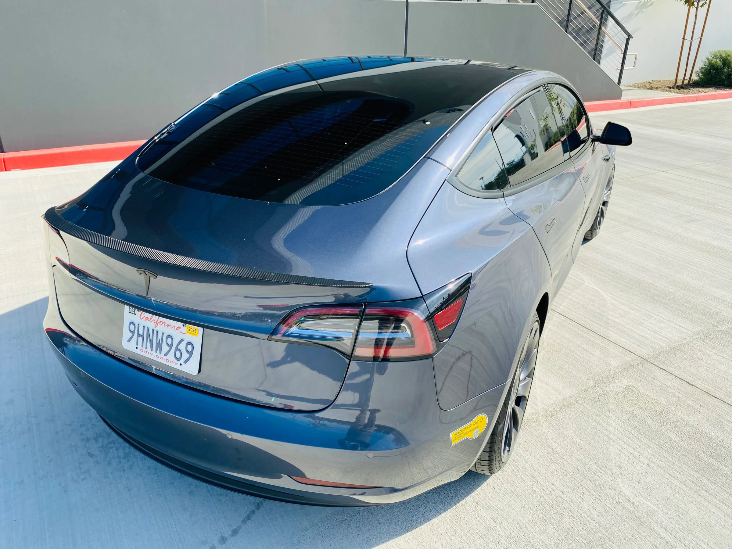 Used 2022 Tesla Model 3 Performance image 17
