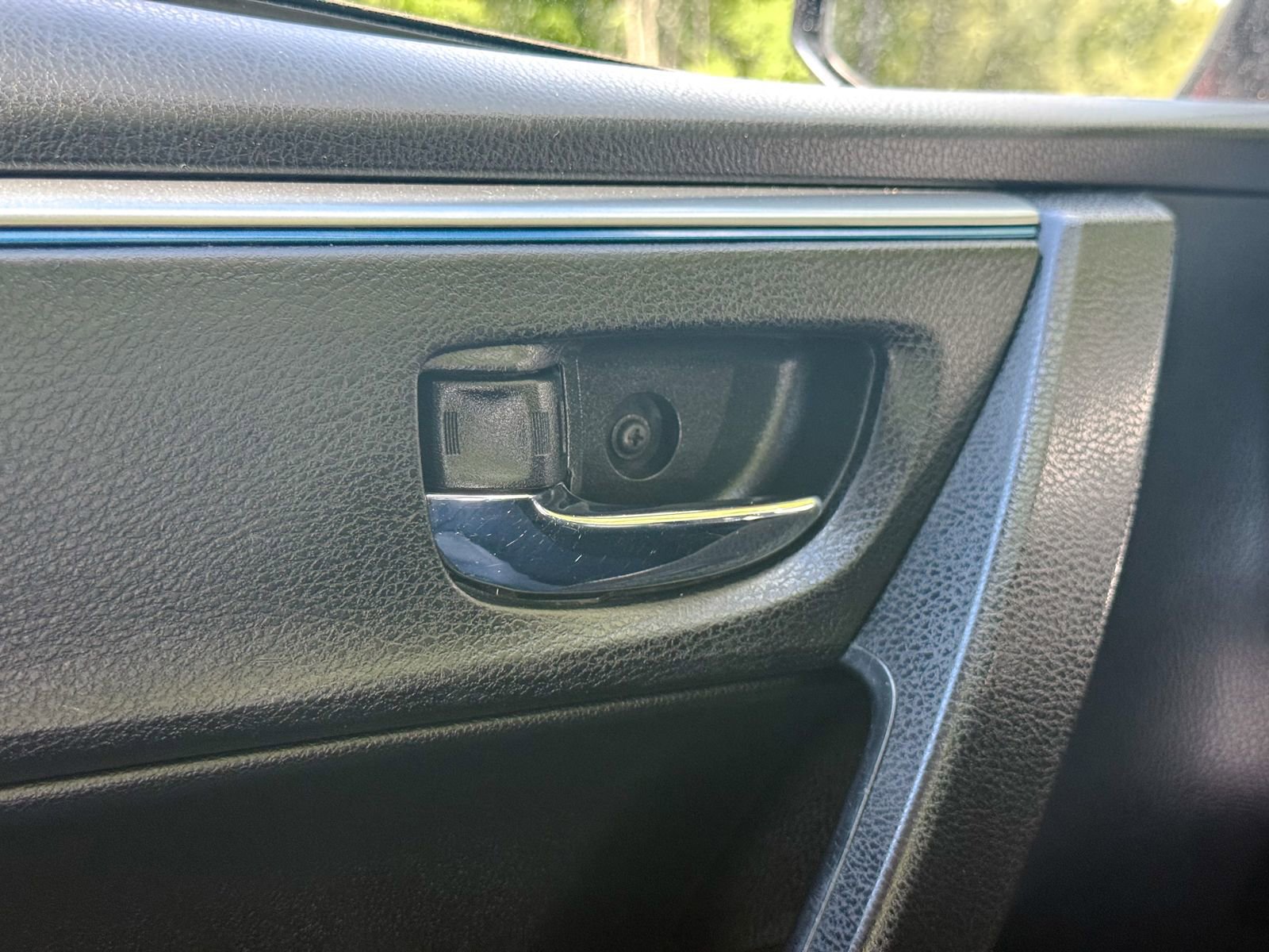 Used 2016 Toyota Corolla S w/ Body Protection Package #1 FWD image 27