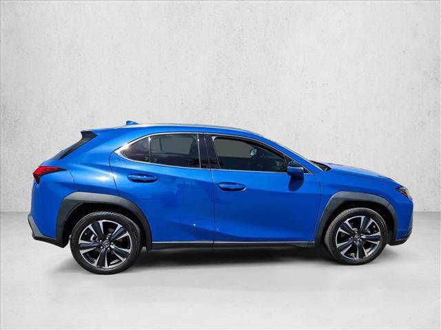Used 2022 Lexus UX 200 image 4