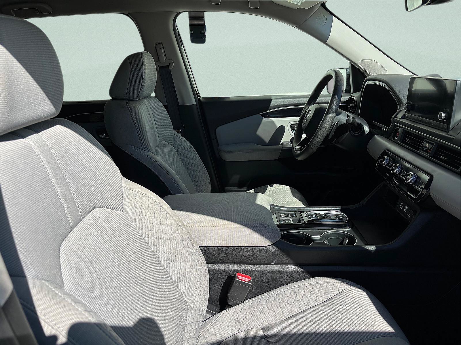 Certified 2023 Honda Pilot LX image 30