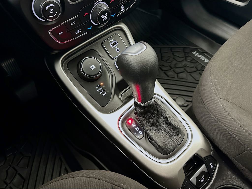 Certified 2021 Jeep Compass Sport AWD/4WD image 19