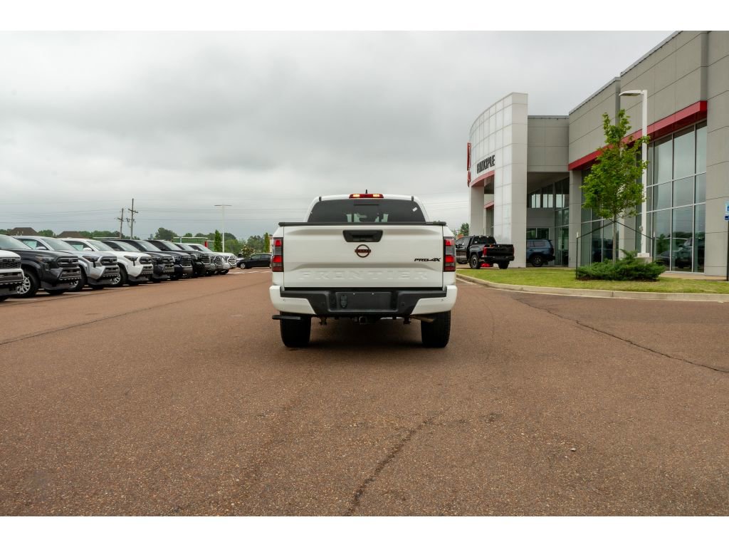 Used 2023 Nissan Frontier PRO-4X w/ Pro-4X Premium Package AWD/4WD image 6