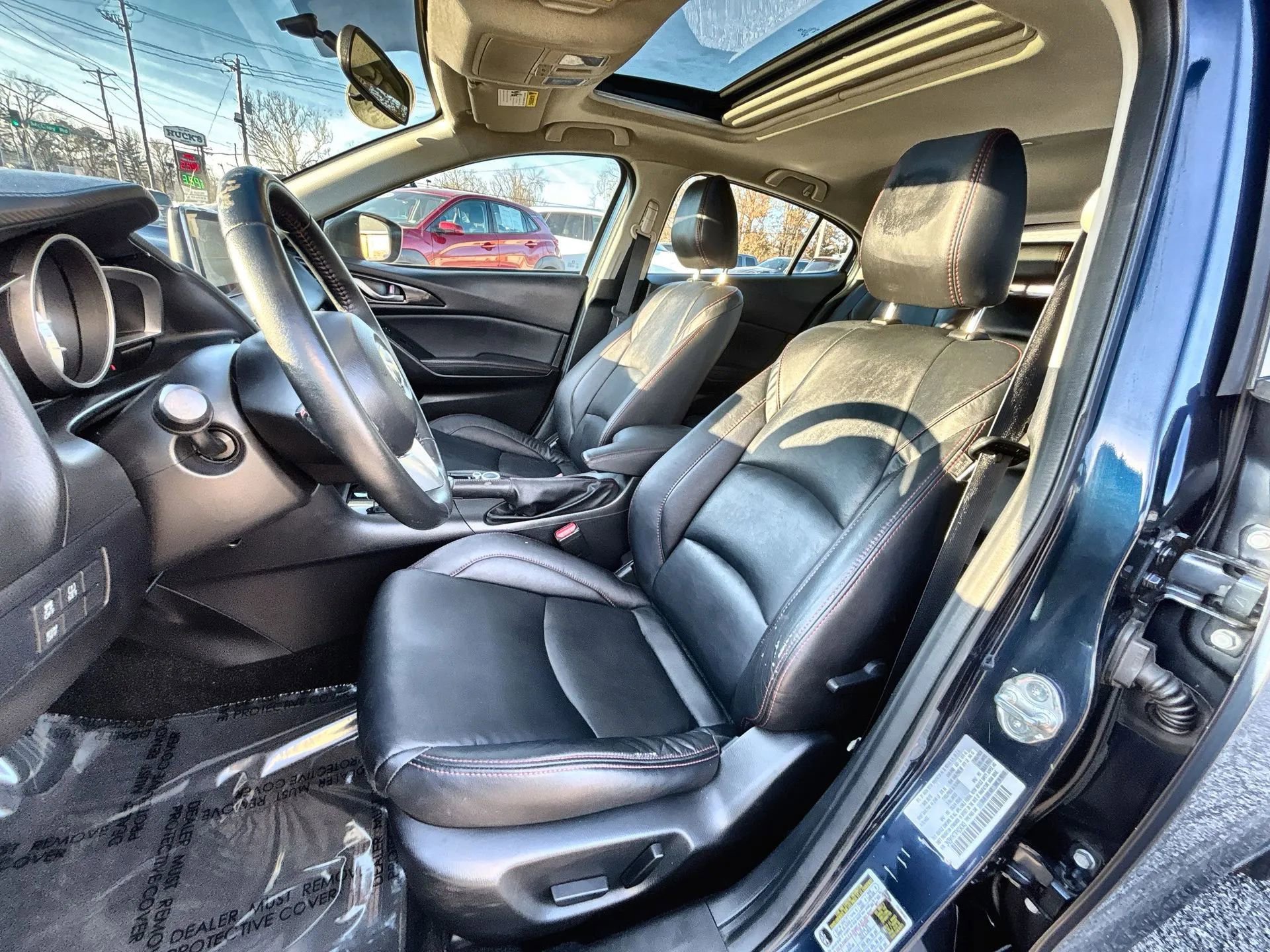 Used 2015 MAZDA MAZDA3 i Grand Touring image 13