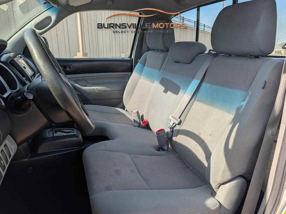 Used 2014 Toyota Tacoma 2WD Regular Cab image 16