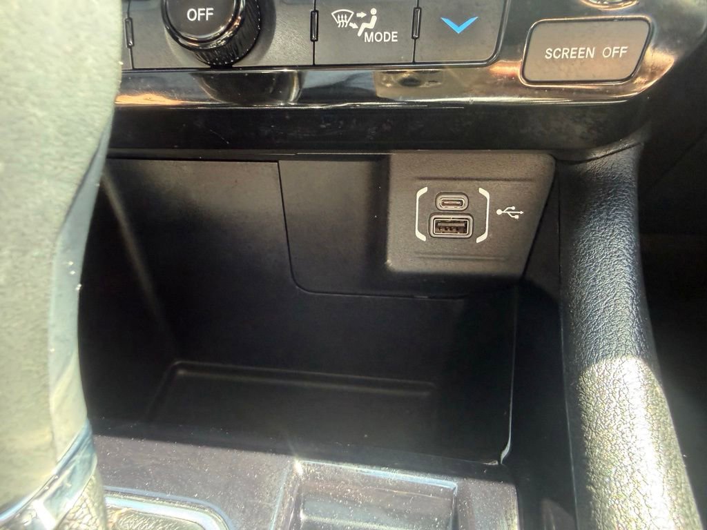 Used 2022 Jeep Compass Limited w/ Sun and Sound Group AWD/4WD image 25