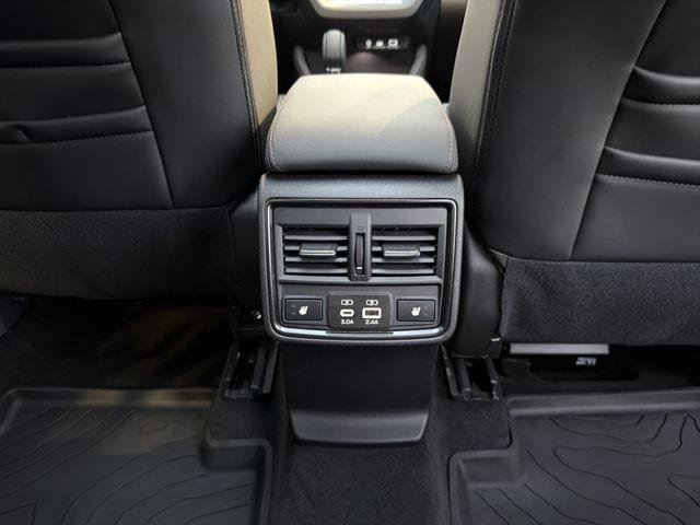 Certified 2026 Subaru Forester Touring AWD/4WD image 21