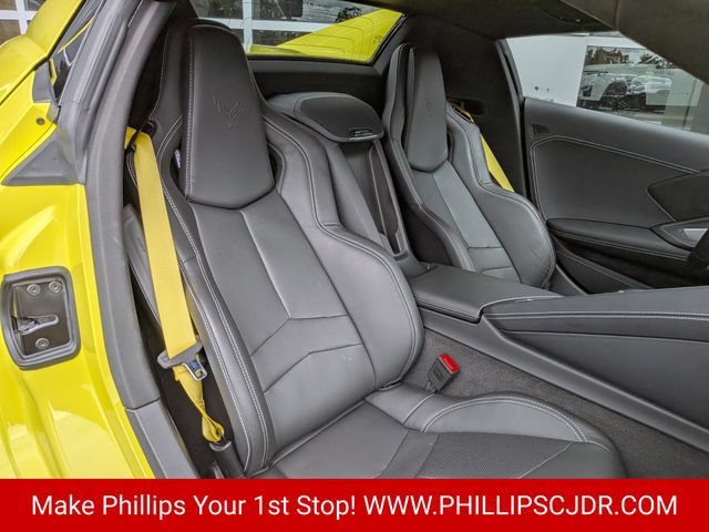 Used 2024 Chevrolet Corvette Stingray Convertible RWD image 13