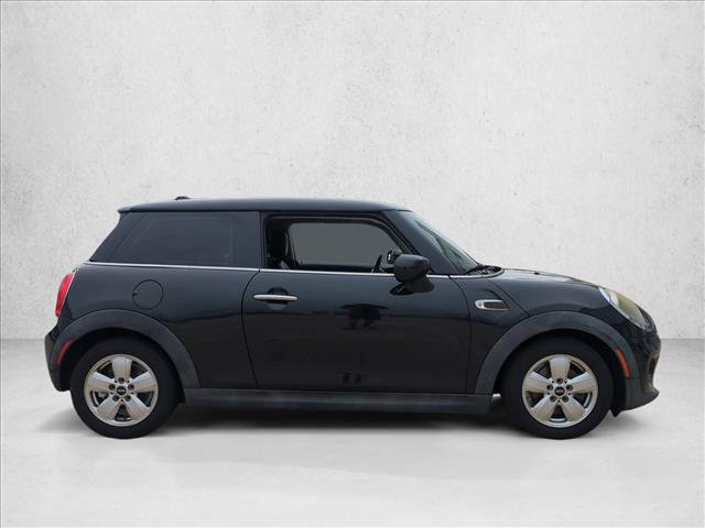 Used 2020 MINI Cooper 2-Door Hardtop w/ Storage Package FWD image 4