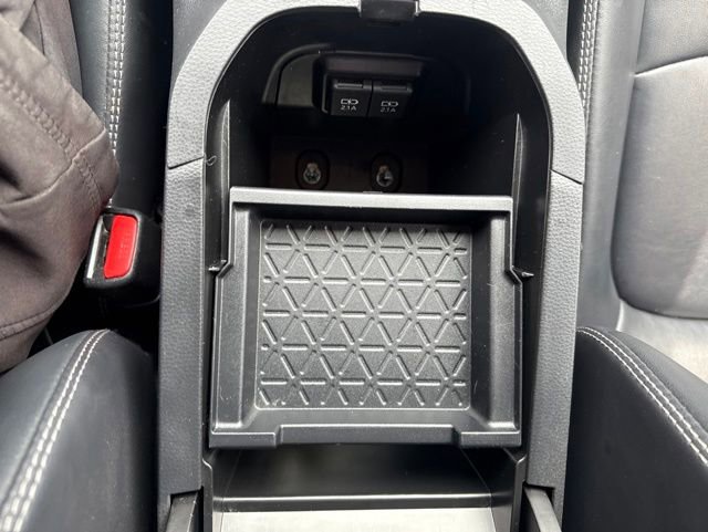 Used 2020 Toyota RAV4 Limited FWD image 27
